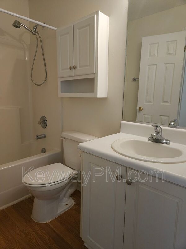 Building Photo - 123 Portofino Ln SW