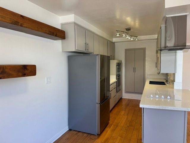 Building Photo - 8710 Delgany Ave