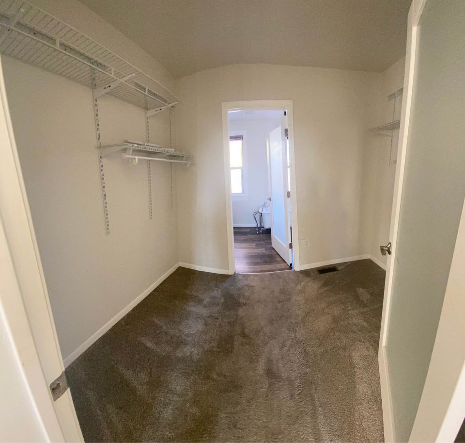 walkin closet from bedroom to full bathroom - 106 S 3rd St