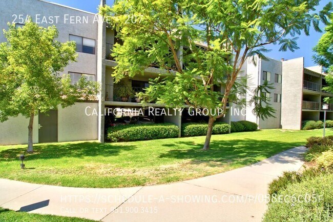 Building Photo - 254 E Fern Ave
