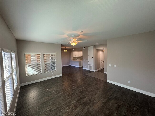 Building Photo - 11885 Tevare Ln