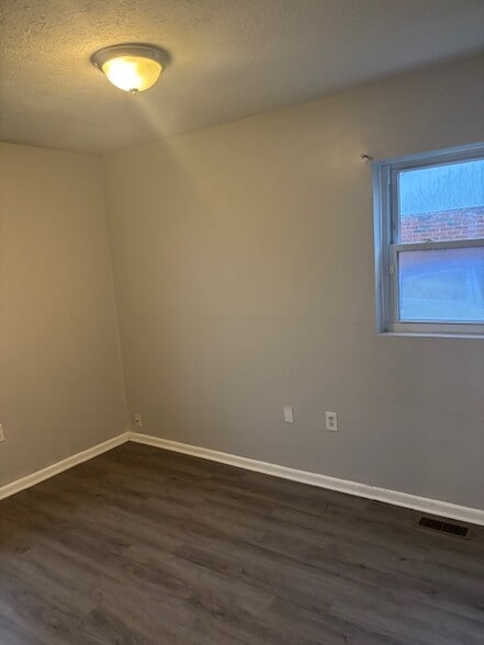 Building Photo - 5402 Riata Dr