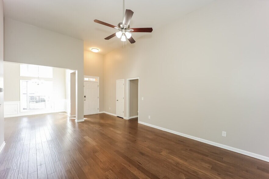 Building Photo - 116 Freeman Forest Dr