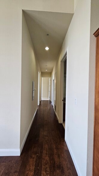 Building Photo - 440 S Occidental Blvd