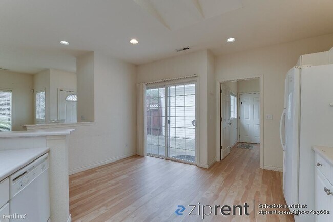Building Photo - 2 br, 2 bath Townhome - 2803 Wilton Ln E, ...