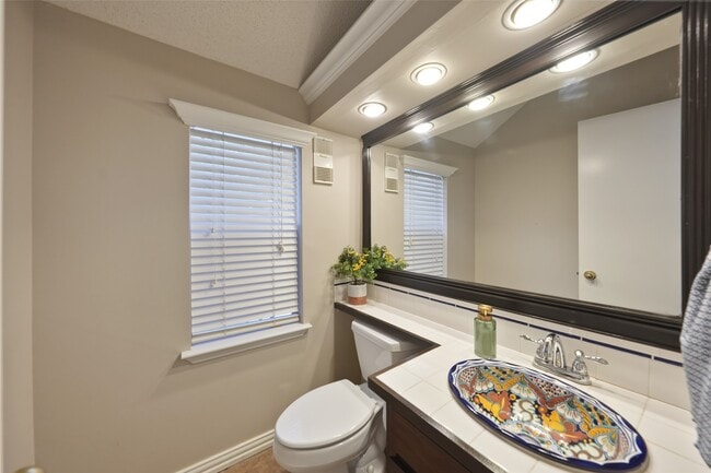 Building Photo - 3311 Golden Trails Dr