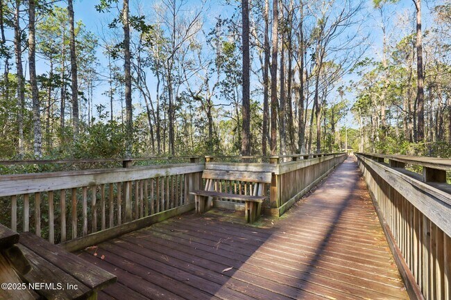 Building Photo - 439 Pelican Pointe Rd