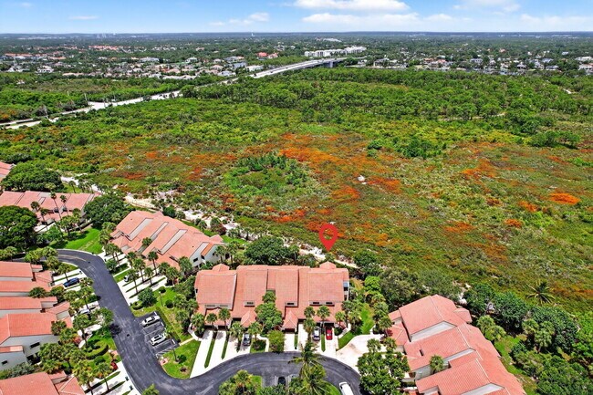 Building Photo - 405 Sea Oats Dr