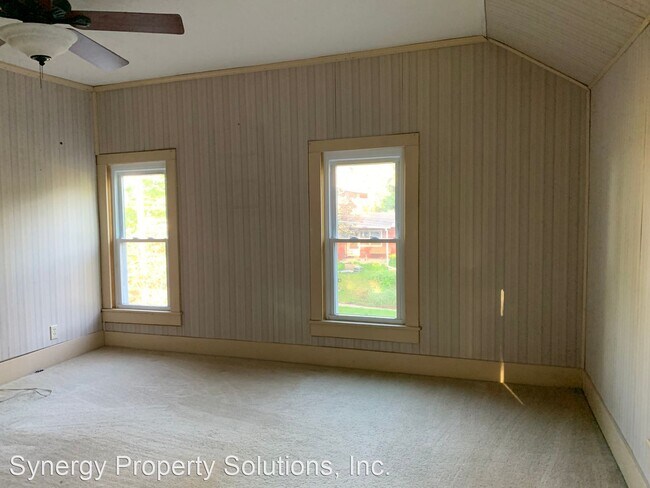 Building Photo - 4 br, 1.5 bath House - N. Union St. 265 Cr...