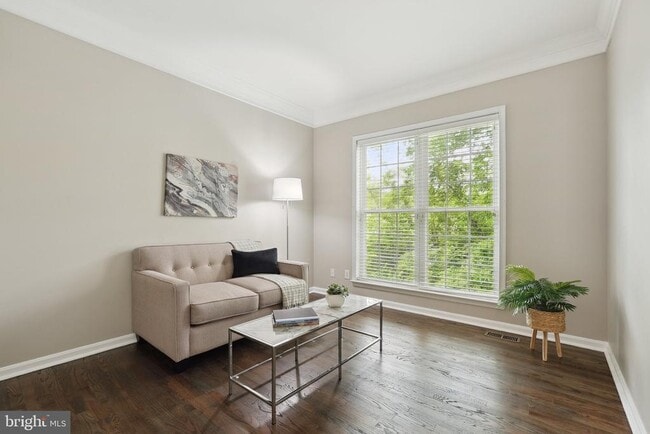 Building Photo - 51 Knickerbocker Ln