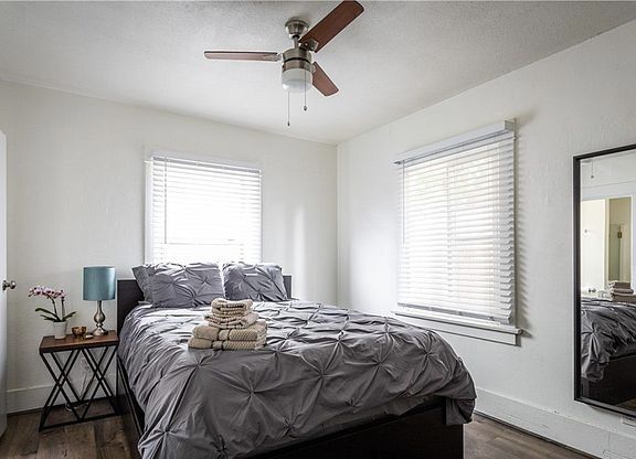 Building Photo - 1035 E 4th St APT C,Long Beach, CA 90802