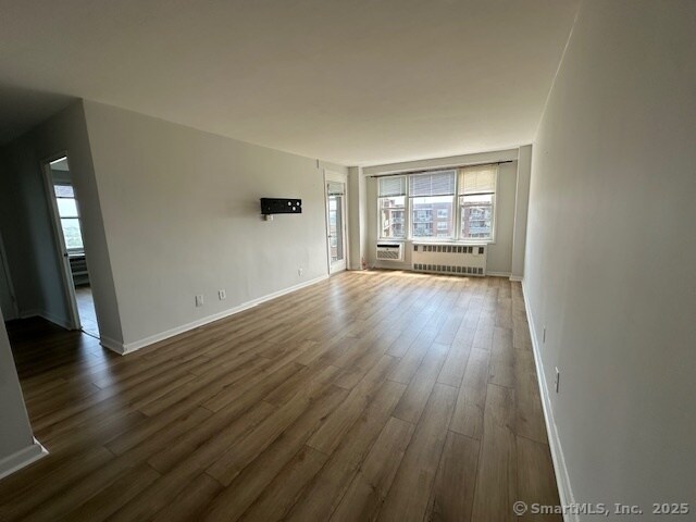 Building Photo - 91 Strawberry Hill Ave