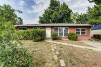 Building Photo - 65 Bucknell Ct