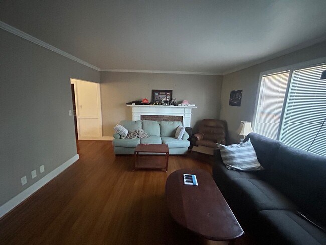 Building Photo - 4826 Kilbourne Rd