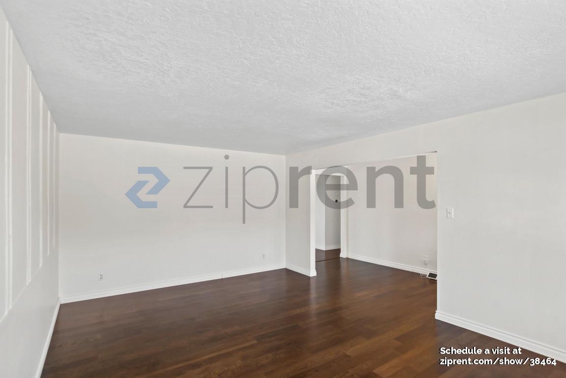 Building Photo - 307 Boulder Dr