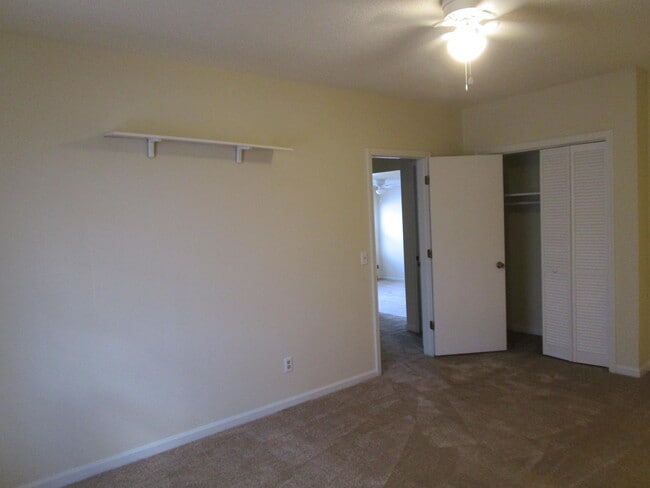 Building Photo - 25 Cuttino Rd