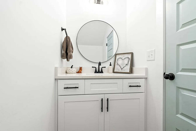 Building Photo - 316 Northgate Blvd