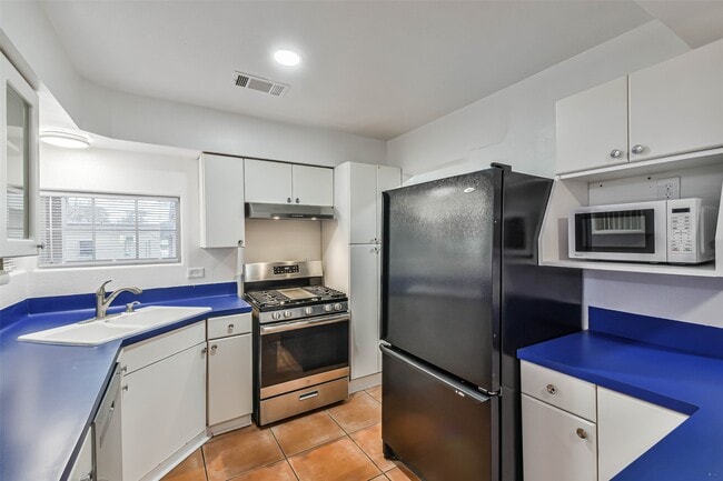 Building Photo - 7740 Camwood St