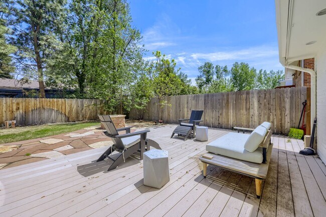 Building Photo - South Boulder Stunner | Fully Remodeled 4BD Retreat with Incredible Backyard - Available August 1!