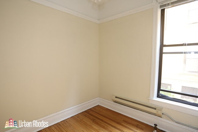 Building Photo - 1220 N Dearborn St