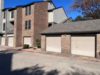 Building Photo - 4067 Beltway Dr