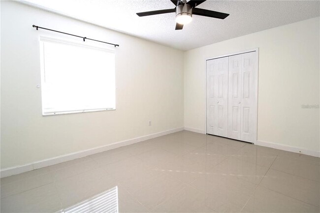 Building Photo - 2640 Collingswood Dr