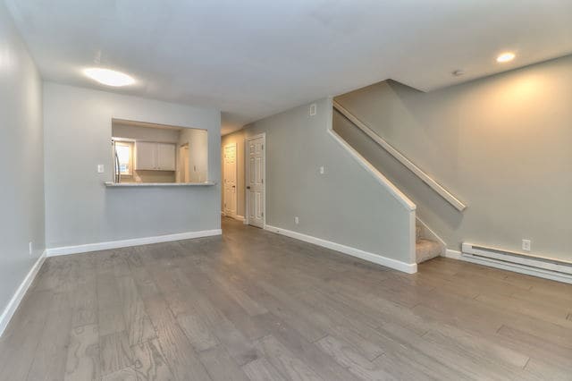 Building Photo - 801 Hartwell Dr