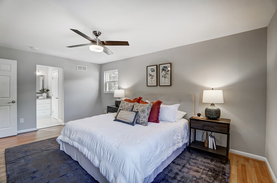 Building Photo - 271 Albright Dr