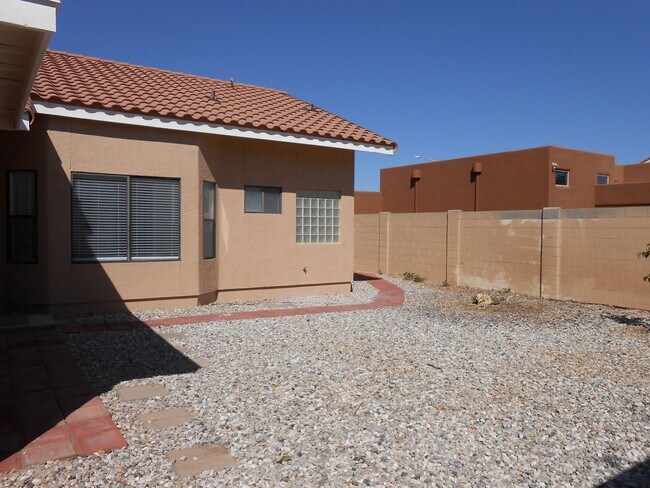 Building Photo - 3366 E Trevino Dr