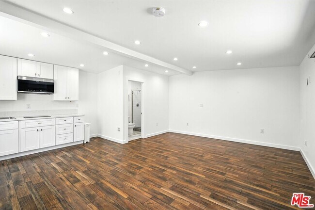 Building Photo - 20616 Quedo Dr