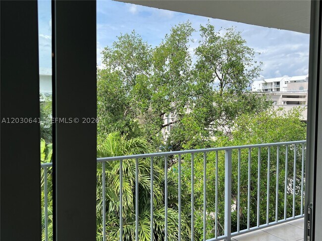 Building Photo - 700 NE 63rd St