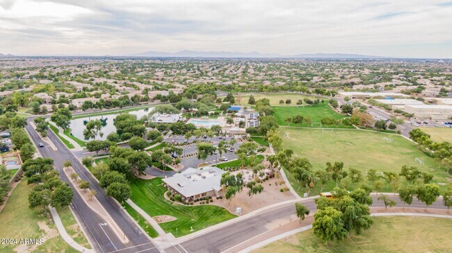 Building Photo - 4333 S Rim Ct