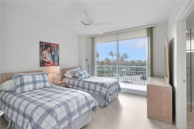 Building Photo - 8600 S Ocean Dr