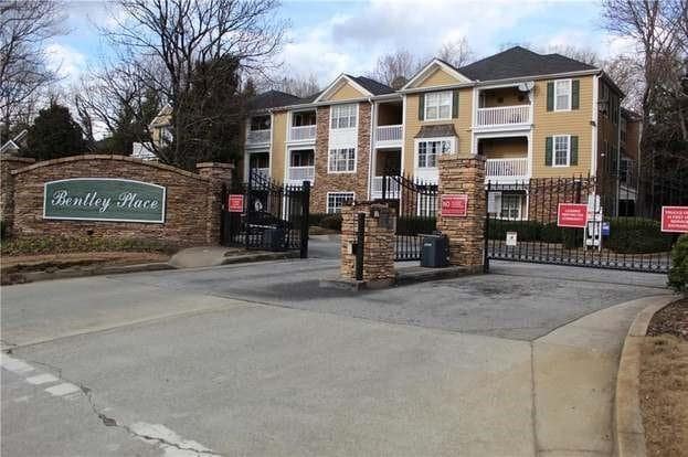 Building Photo - 225 Bentley Pl