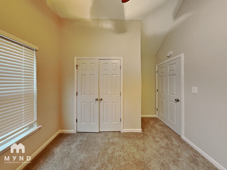 Building Photo - 2772 Live Oak Trail