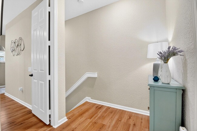 Building Photo - 1371 Vía De Pepi