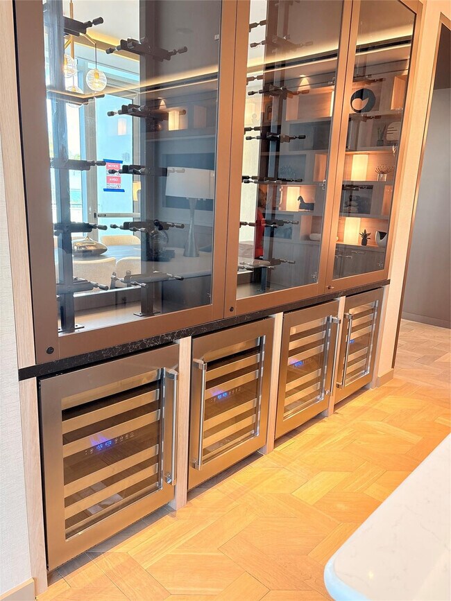 Building Photo - 151 N Seabreeze Blvd