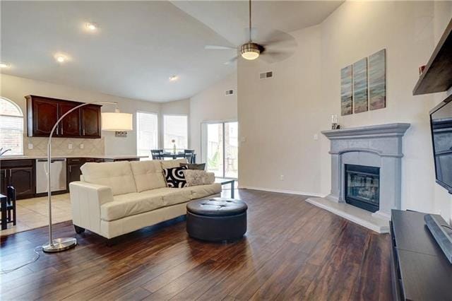 Building Photo - 12833 Danville Dr