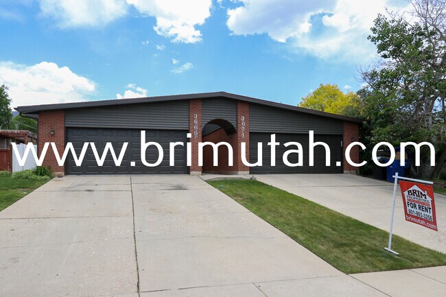 Building Photo - 3671 S 2245 E