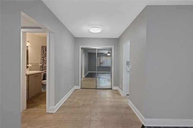 Building Photo - 5900 NE 22nd Way