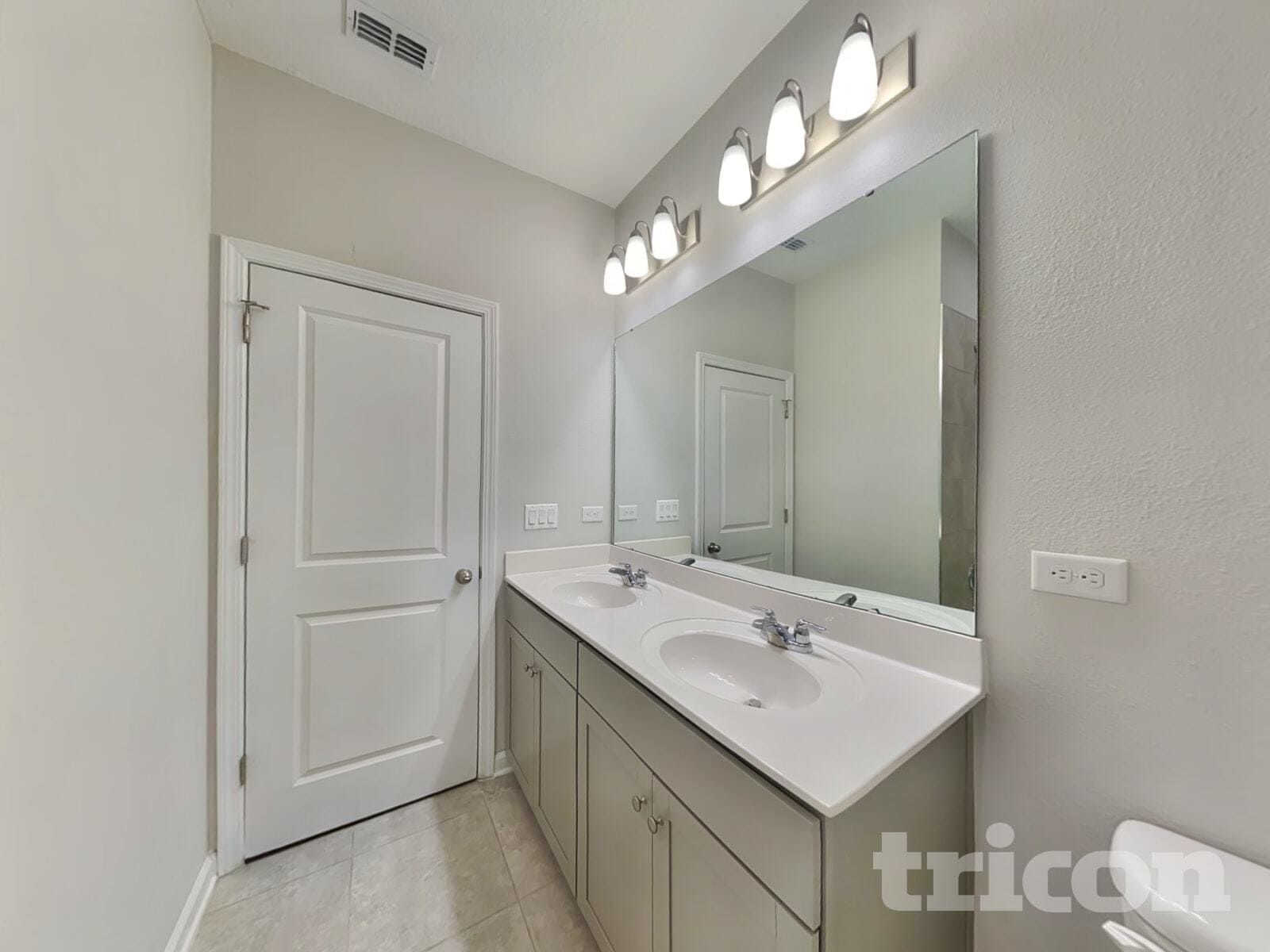 Building Photo - 187 Charlie Way