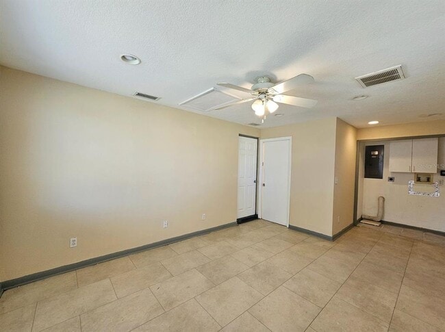 Building Photo - 4122 Kibler Ln