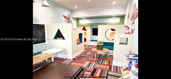 Building Photo - 4640 NW 84th Ave