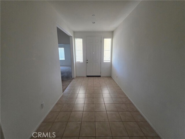 Building Photo - 3253 Quarry Dr