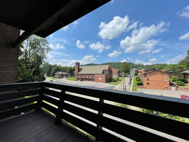 Building Photo - 8179 Ohio River Blvd