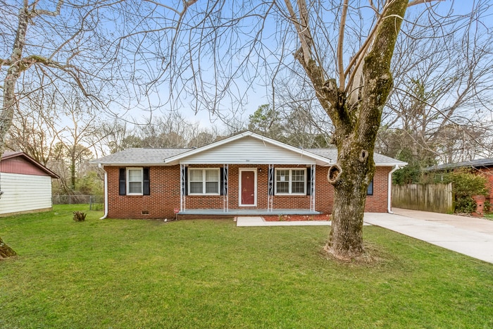 Primary Photo - 3054 Boswell Dr NW