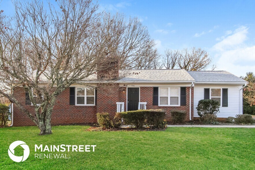 Primary Photo - 936 Rock Spring Dr