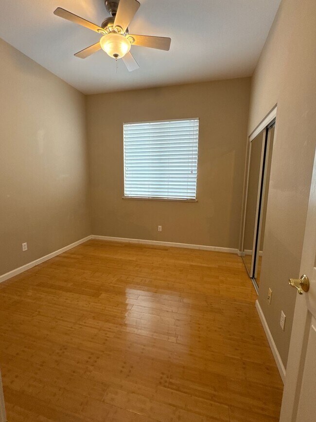 Building Photo - AVAILABLE! OPEN HOUSE FRIDAY 3/20/26 from 5:00-6:00 pm