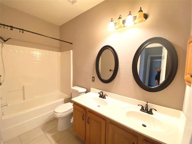 Building Photo - 6608 Charles Trail