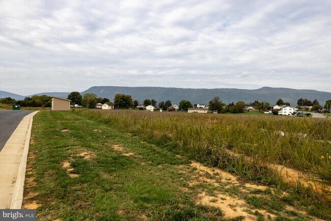 Building Photo - 262 Allison Dr